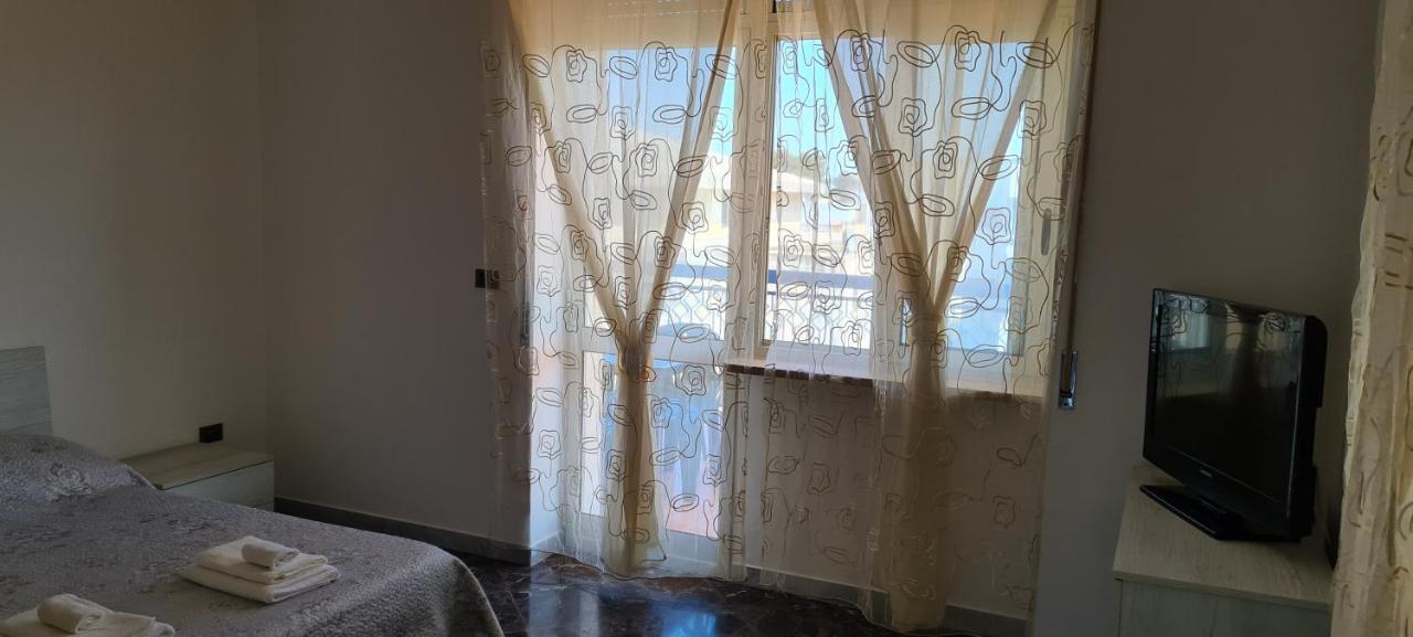 Jajo Apartament Lägenhet Brindisi Exteriör bild