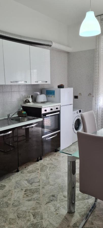 Jajo Apartament Lägenhet Brindisi Exteriör bild